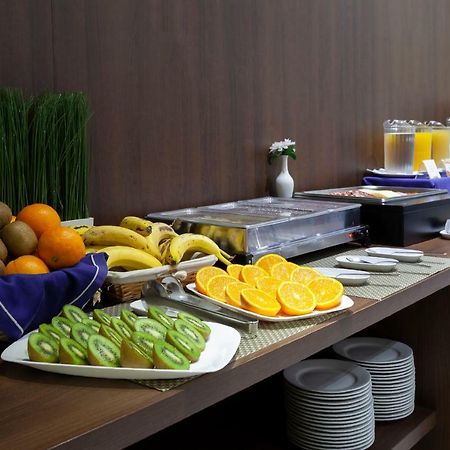 Hotel Olympia Universidades Валенсия Экстерьер фото