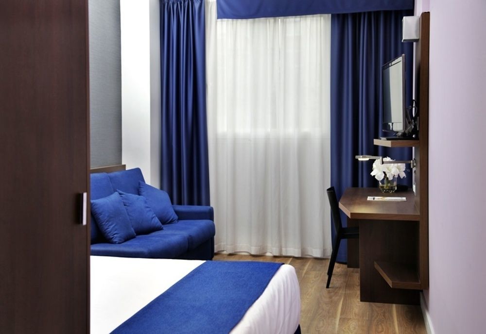 Hotel Olympia Universidades Валенсия Экстерьер фото