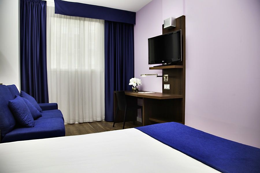 Hotel Olympia Universidades Валенсия Экстерьер фото