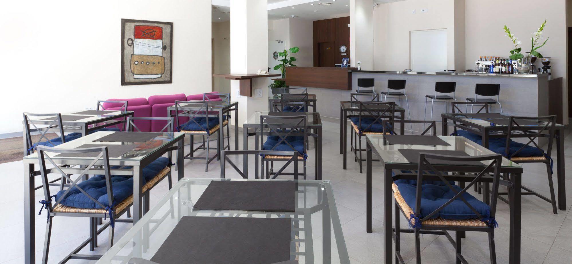 Hotel Olympia Universidades Валенсия Экстерьер фото